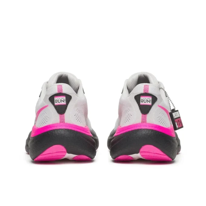 Black Girls Run x Saucony Ride 19 da donna Black Girls Run x Saucony Ride 19 da donna