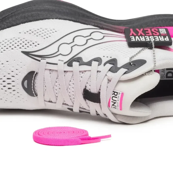 Black Girls Run x Saucony Ride 19 da donna Black Girls Run x Saucony Ride 19 da donna