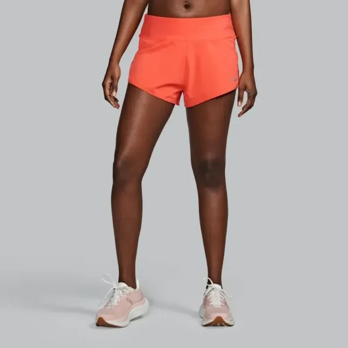 Pantaloncini da donna Outpace 2.5″ Split Pantaloncini da donna Outpace 2.5″ Split