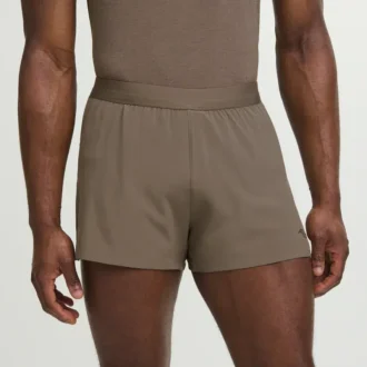 Pantaloncini da uomo Outpace 2,5″ con spacco