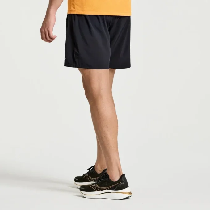 Pantaloncini Outpace 7″ da uomo